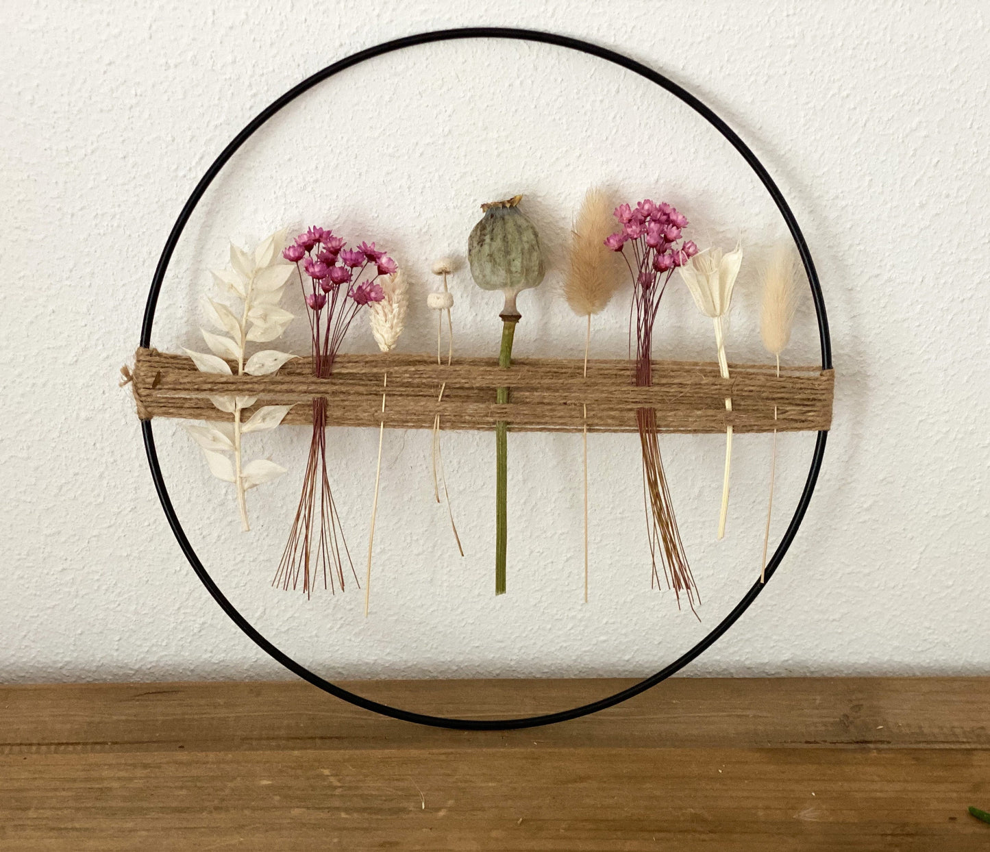 Romantischer Dekoring, Metallring mit Trockenblumen, Mohn, Glixia, Phalaris, Nigella, verschiedene Größen, Türkranz, Trockenblumenkranz