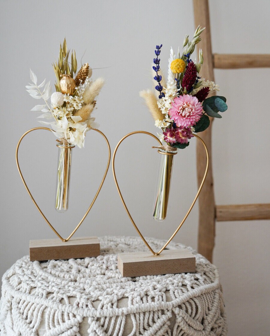 Trockenblumenstrauß mit Holz-Vase in verschiedenen Farben mit Hafer, Craspedia, Lagurus, Glixia, Phalaris