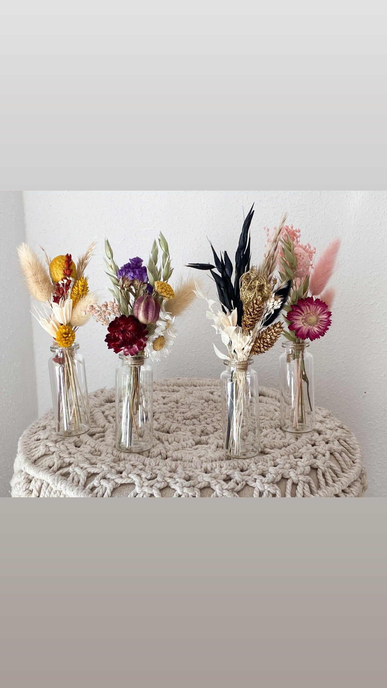 Mini Trockenblumenstrauß mit Vase oder als Torten-Topper, Deko für Geschenke, Tischdeko, Hochzeit, mit Nigella, Lagurus, Pampasgras