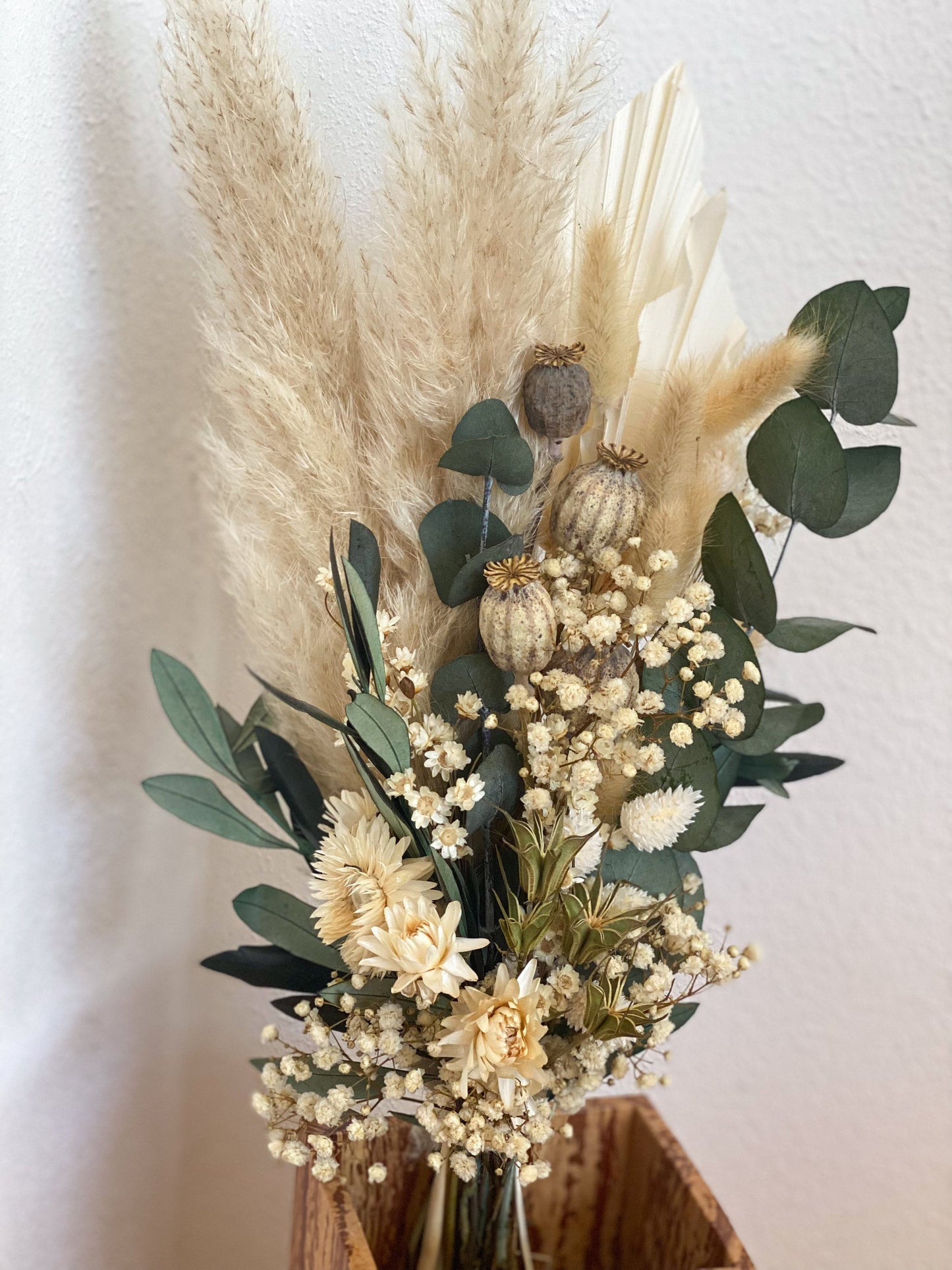 XXL-Trockenblumenstrauß in Naturfarben mit Eukalyptus, Olivenzweigen, Mohn, Lagurus, Pampasgras, großer Trockenblumen-Strauß