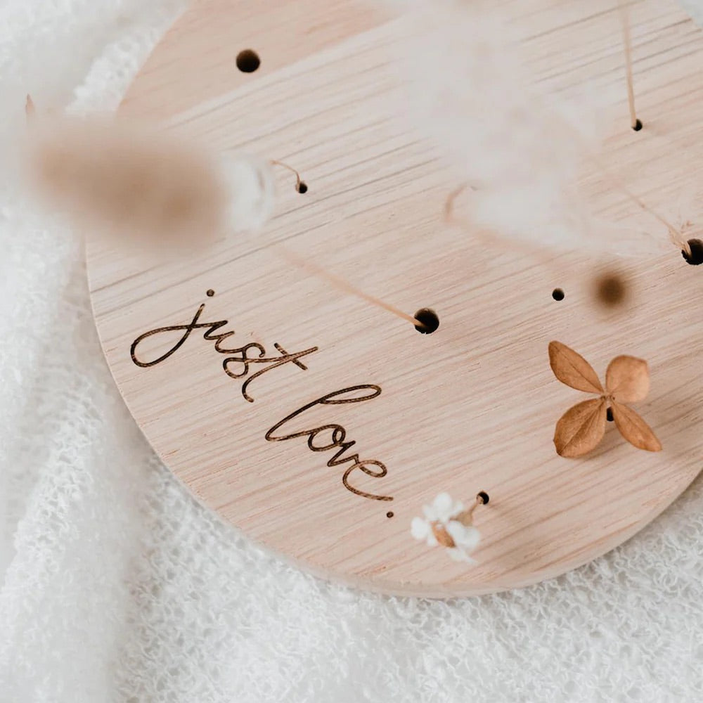Flowerboard „just love“ Holzbrett mit Trockenblumen
