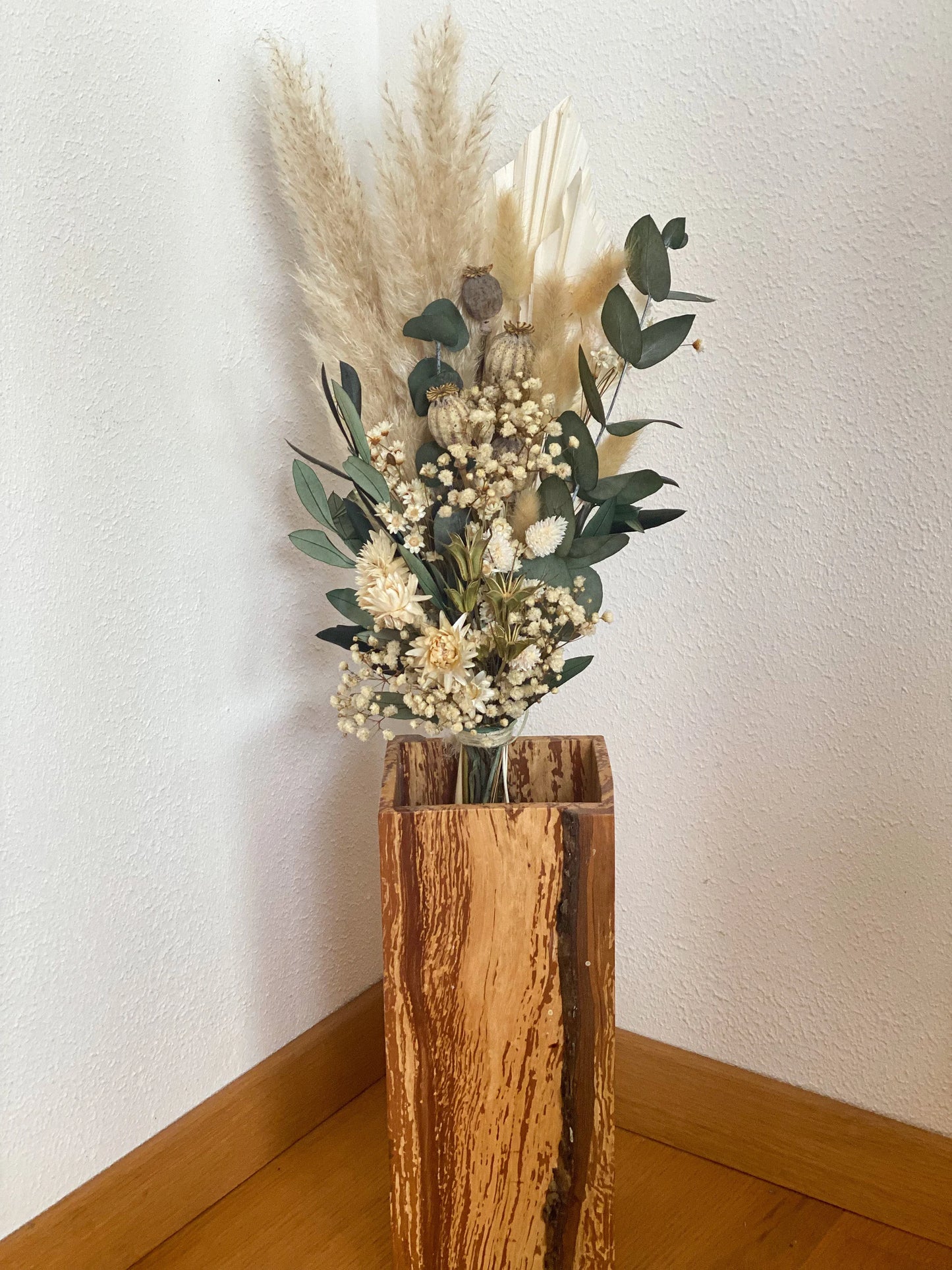 XXL-Trockenblumenstrauß in Naturfarben mit Eukalyptus, Olivenzweigen, Mohn, Lagurus, Pampasgras, großer Trockenblumen-Strauß