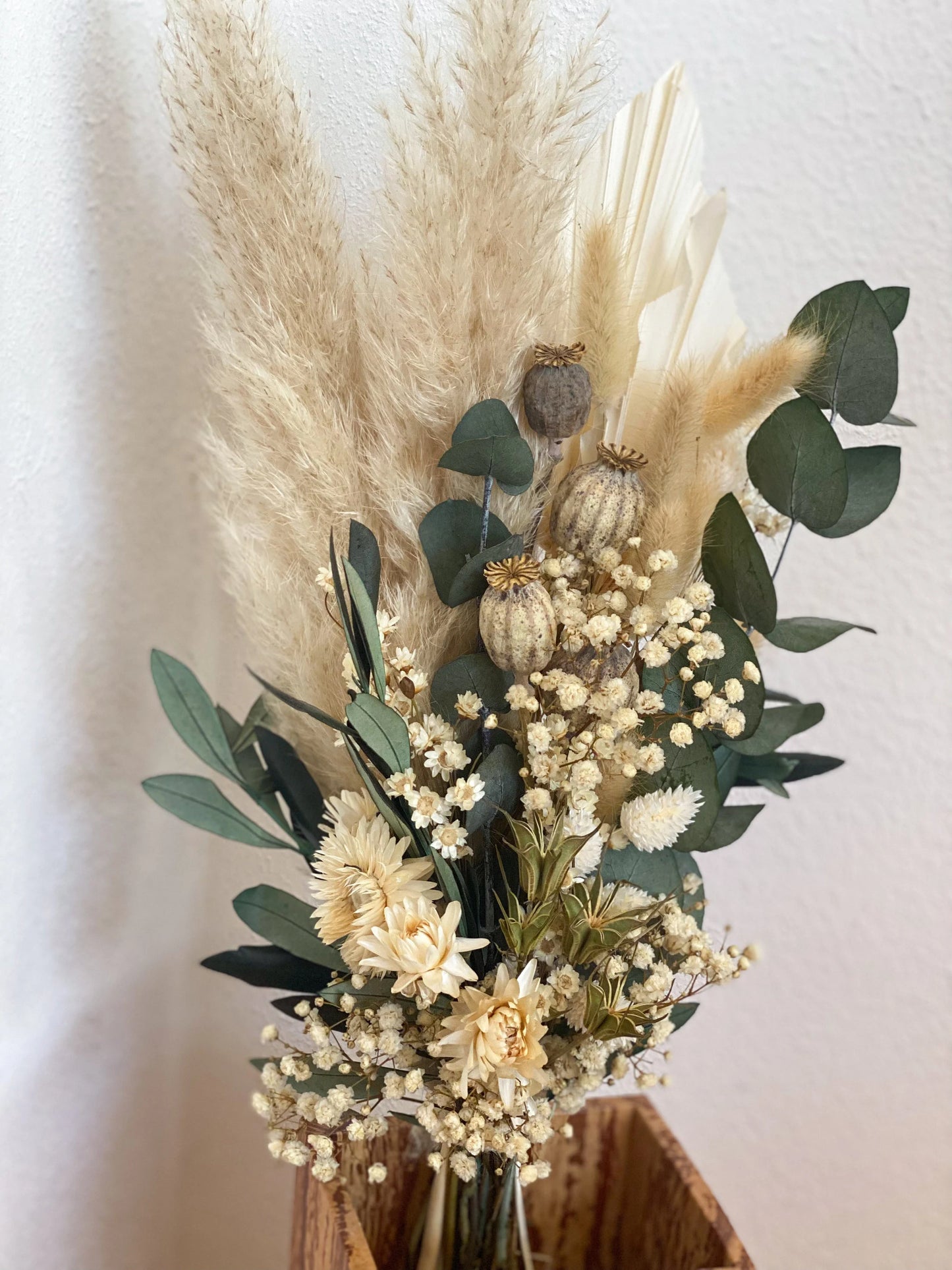 XXL-Trockenblumenstrauß in Naturfarben mit Eukalyptus, Olivenzweigen, Mohn, Lagurus, Pampasgras, großer Trockenblumen-Strauß