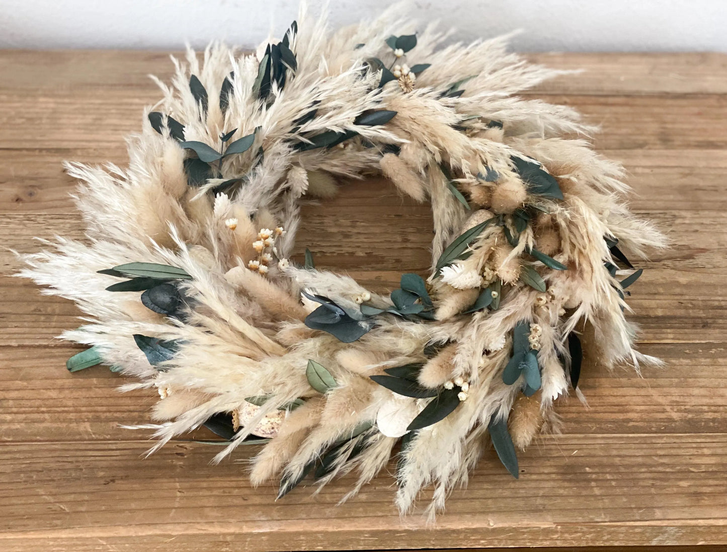 Adventskranz, Tischkranz mit Trockenblumen, Trockenblumenkranz, Kranz mit Olivenzweigen,Eukalyptus, Türkranz mit Pampasgras